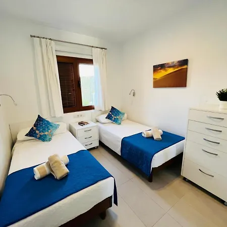Balandros With Balcony Διαμέρισμα Μασπαλόμας